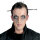 Halloween blutiger Nagel durch den Kopf